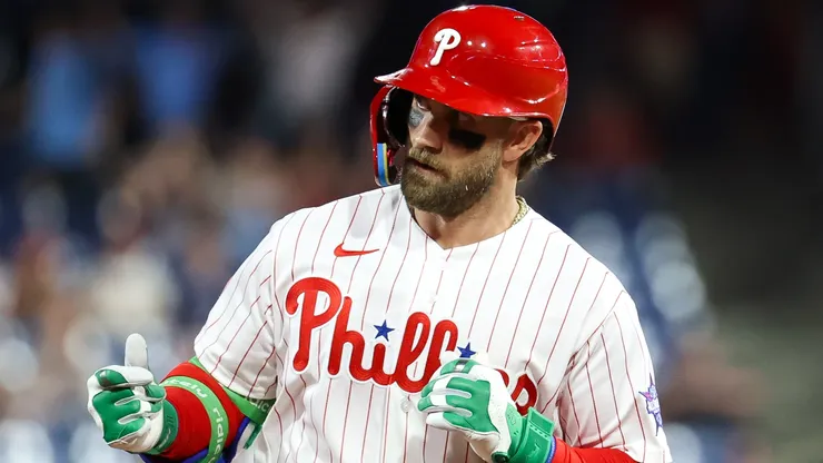 Bryce Harper #3 of the Phillies gives a thumbs up after hitting a home run.
