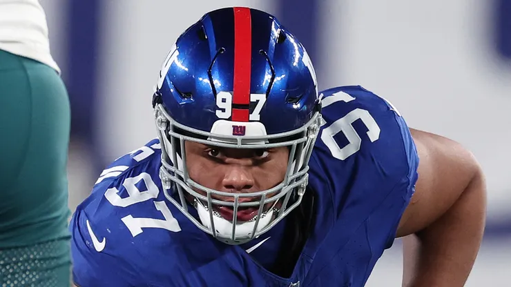 Dexter Lawrence II #97 of the NY Giants at MetLife Stadium