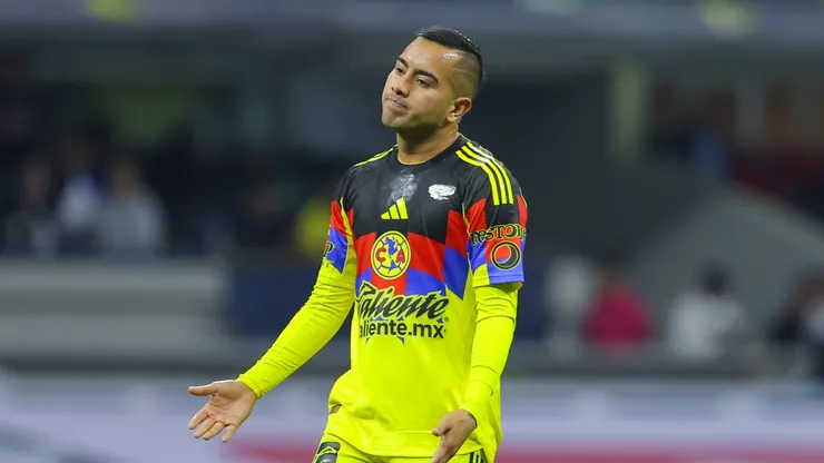 Erick Sanchez of America