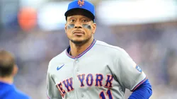 Jorge Polanco #11 of the Mets looks on during a game against the Dodgers.