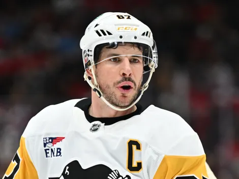 Crosby, Malkin instruct Penguins to stay out of Flyers' trap