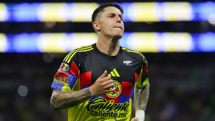 Brian Rodriguez of America