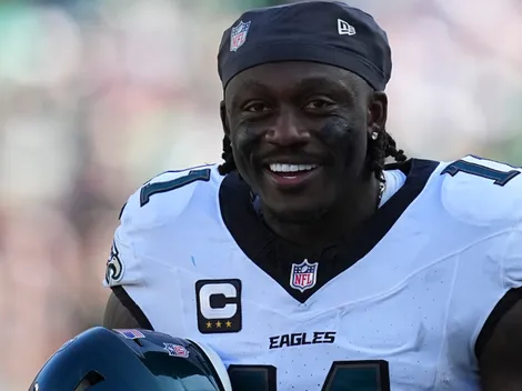 Why are the Patriots reportedly waiting until June 1st to trade for Eagles WR AJ Brown?