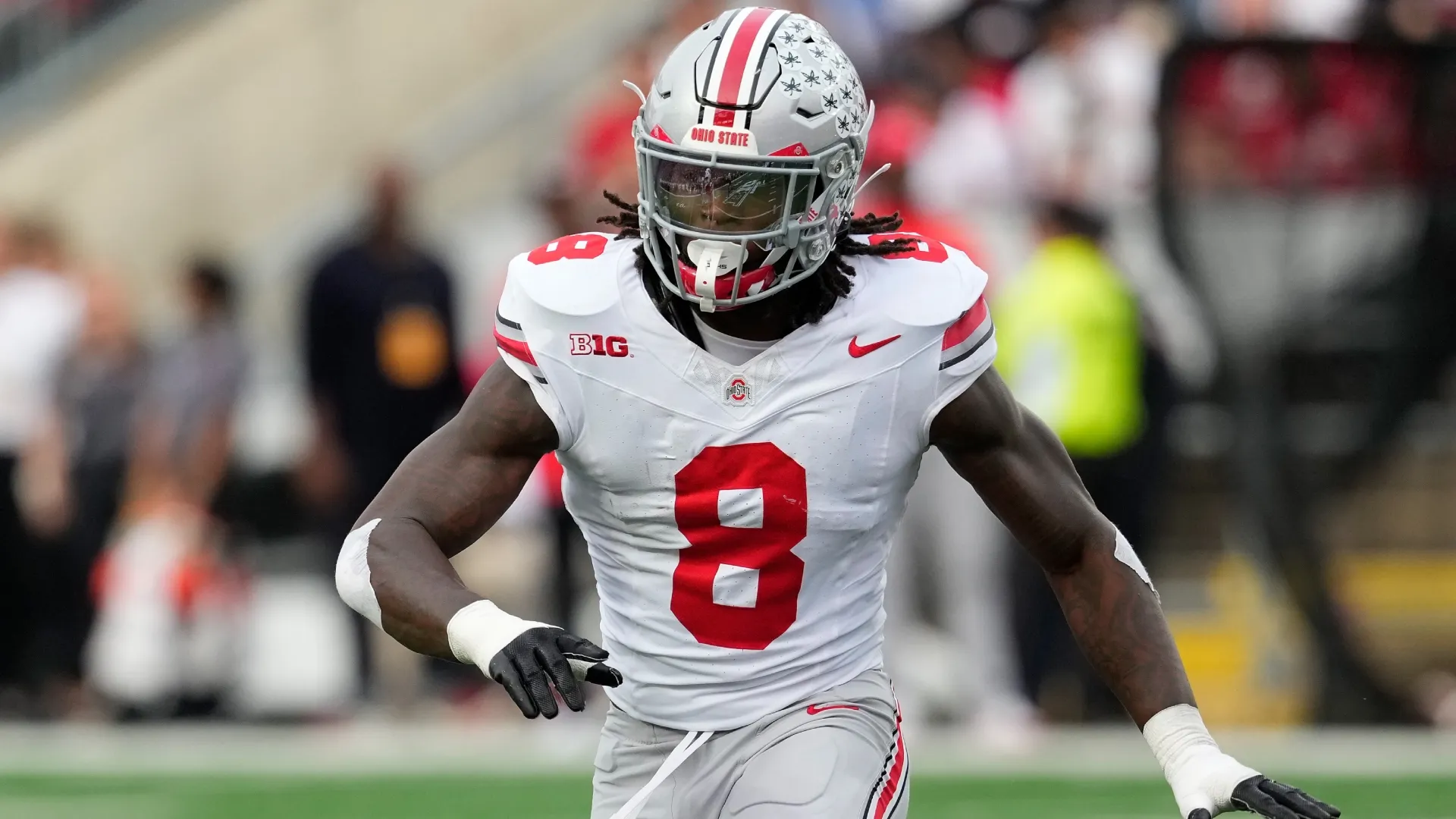 Arvell Reese #8 of the Ohio State Buckeyes in 2025 (Source: John Fisher/Getty Images)