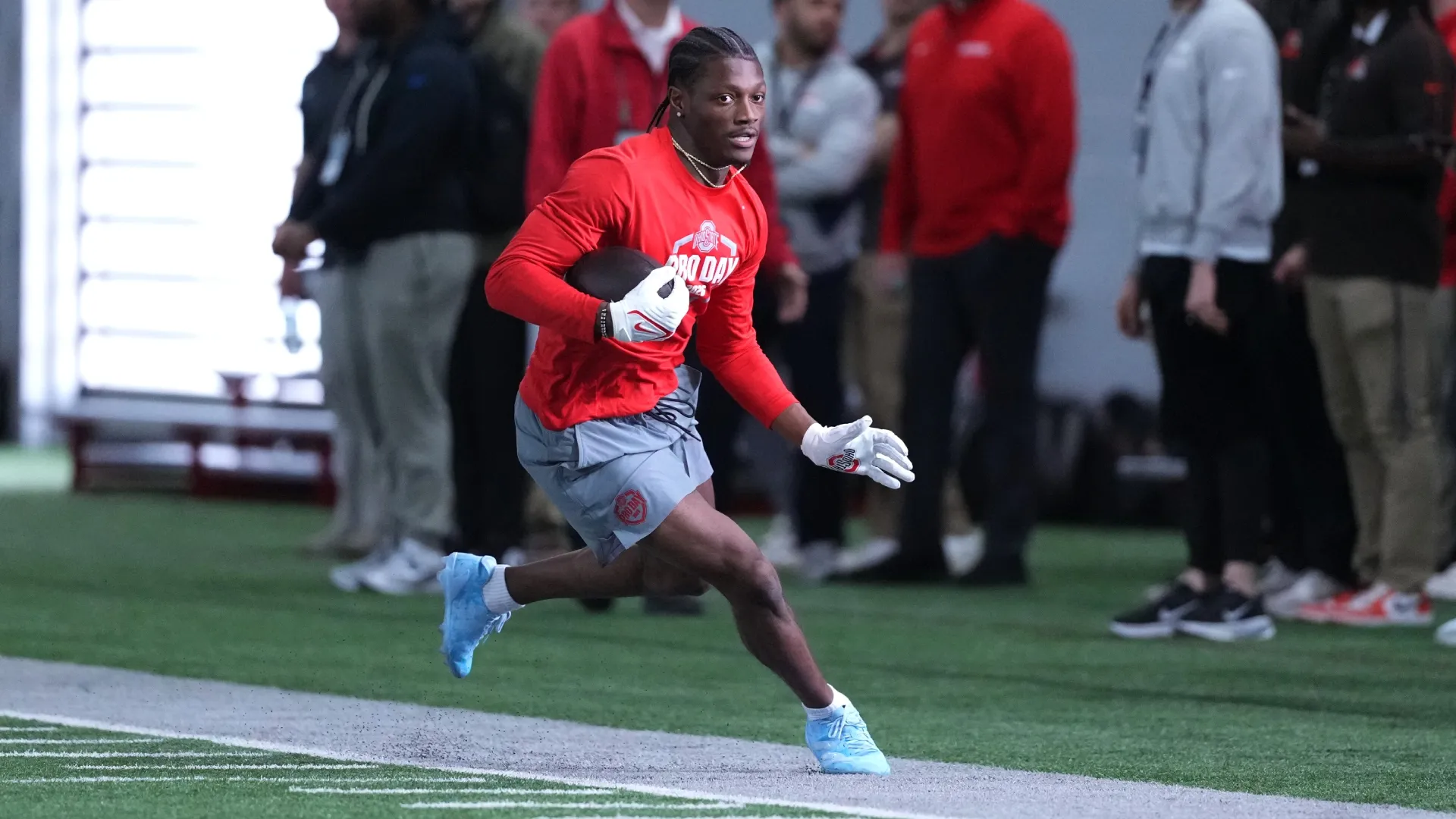 Carnell Tate #17 of the Ohio State Buckeyes participates in drills during 2026 Ohio State Pro Day (Source: Jason Mowry/Getty Images)