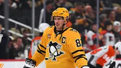 Sidney Crosby #87 of the Pittsburgh Penguins at PPG PAINTS Arena