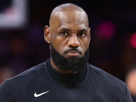 Lakers’ LeBron James holds a dominant NBA Playoff