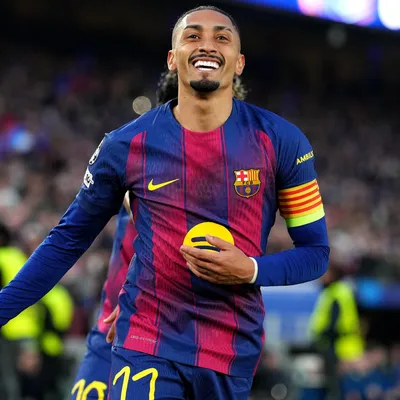 Why is Raphinha not playing today for Barcelona vs Celta?