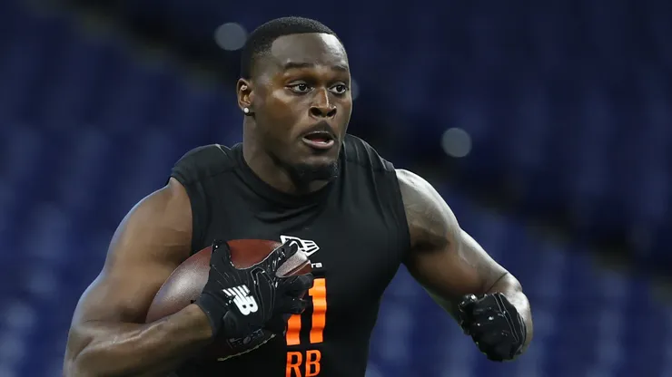 Jeremiyah Love during the 2026 NFL Combine