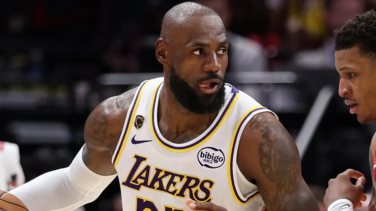 LeBron James #23 of the Los Angeles Lakers during the second quarter.