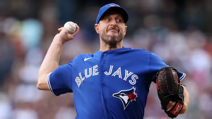 Starter Max Scherzer #31 of the Blue Jays pitches against the Diamondbacks.