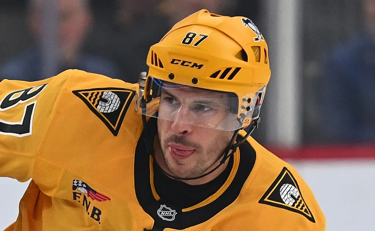 Sidney Crosby addresses injury scare with calm message for Penguins in ...