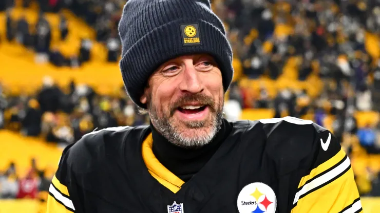 Aaron Rodgers #8 of the Pittsburgh Steelers.
