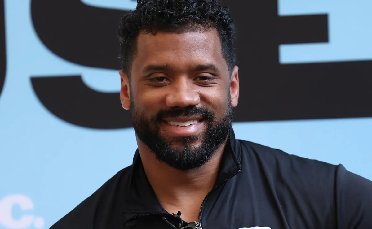 Russell Wilson could stay in New York after Giants exit as Jets reportedly host the Super Bowl champion for a visit