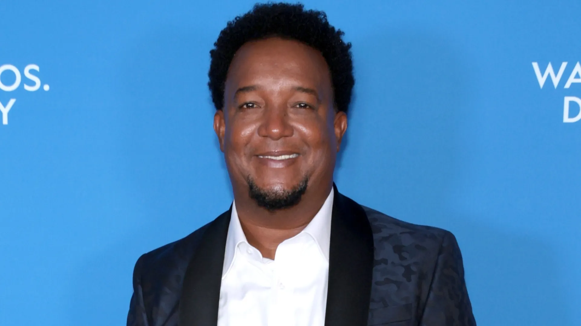 Pedro Martínez shares his perspective on the firings of Alex Cora and Rob Thomson. Dimitrios Kambouris/Getty Images