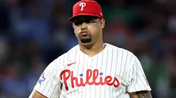 Jhoan Duran throws first bullpen session since injury.