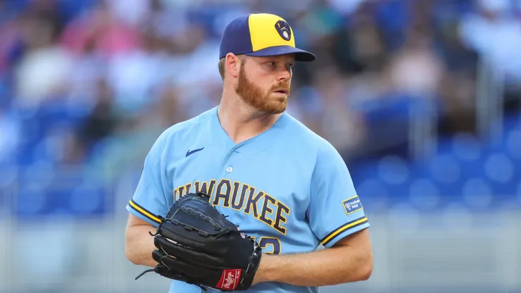 Brandon Woodruff #53 of the Milwaukee Brewers pitches.