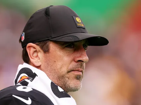 Steelers explain why they used unrestricted free agent tender on QB Aaron Rodgers