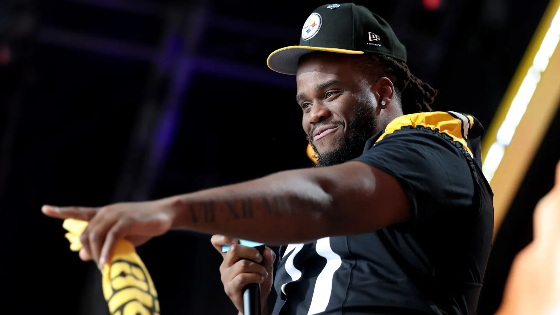 21st pick Max Iheanachor of the Pittsburgh Steelers