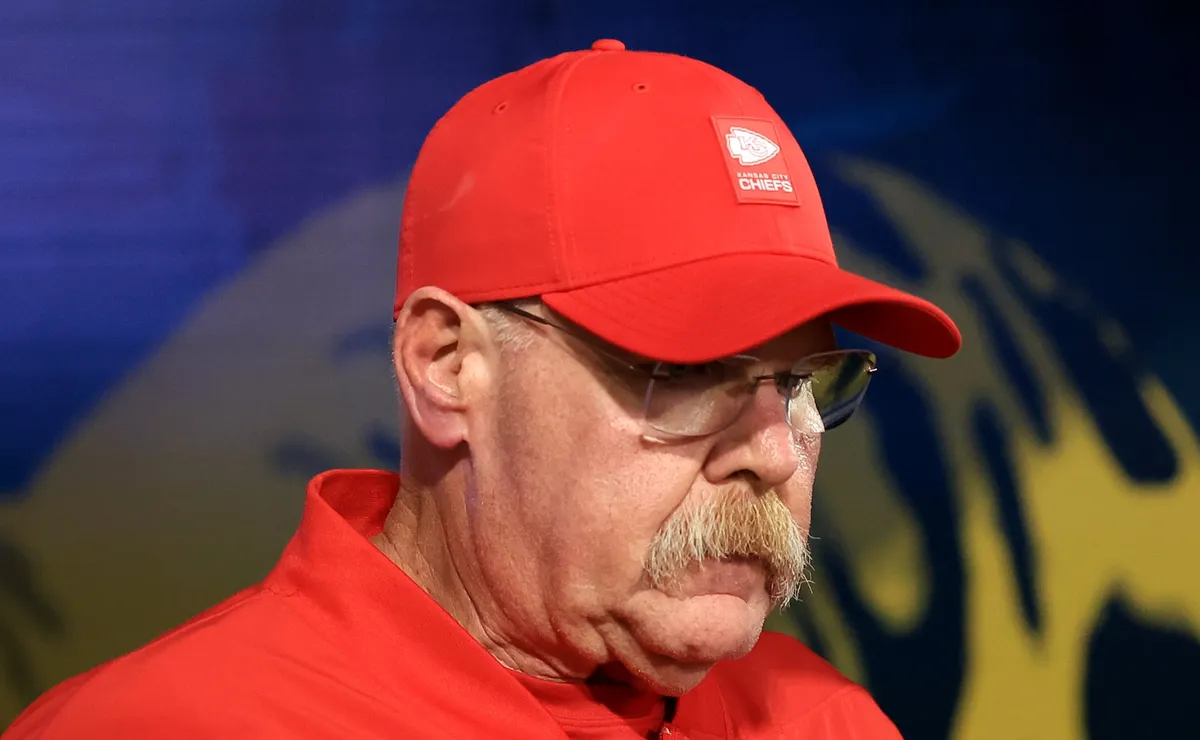 Andy Reid, Chiefs change their mind on QB room as Patrick Mahomes ...