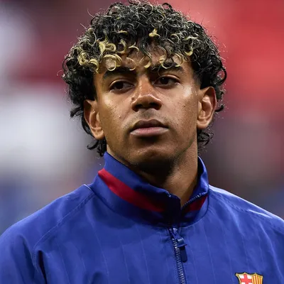 Why is Lamine Yamal not playing vs Real Madrid today?