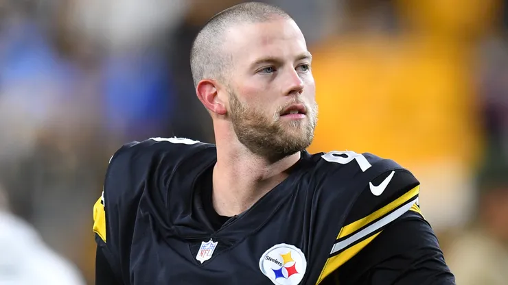 Chris Boswell #9 of the Pittsburgh Steelers