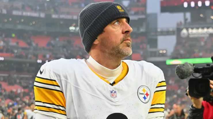Aaron Rodgers #8 of the Pittsburgh Steelers.