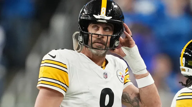 Aaron Rodgers #8 of the Pittsburgh Steelers.