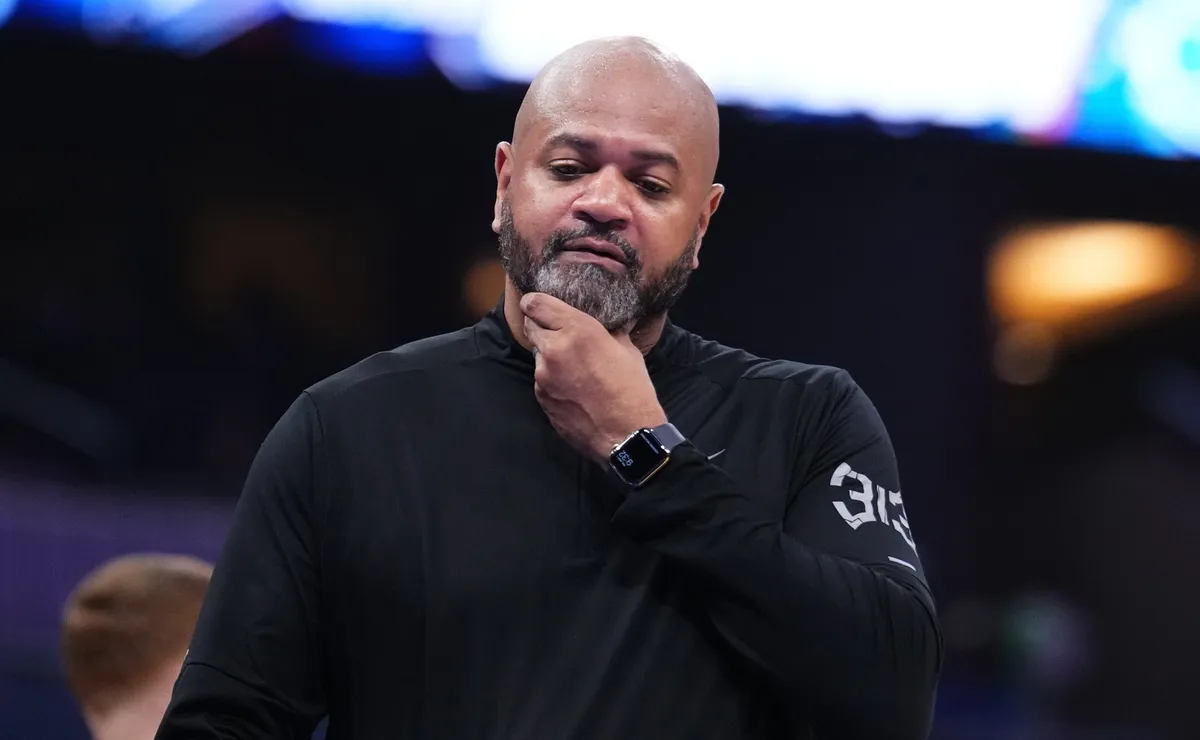 JB Bickerstaff questions officiating after Pistons loss to Cavaliers