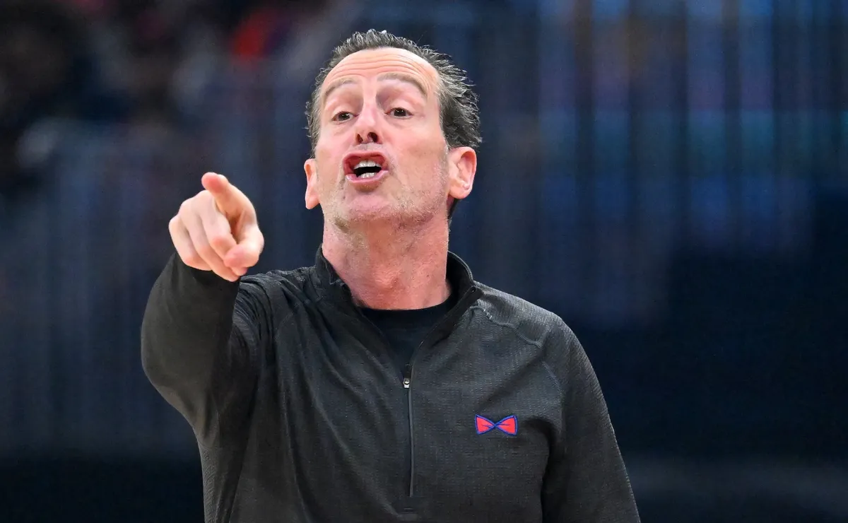 Cavaliers crowd leaves major impression on Kenny Atkinson