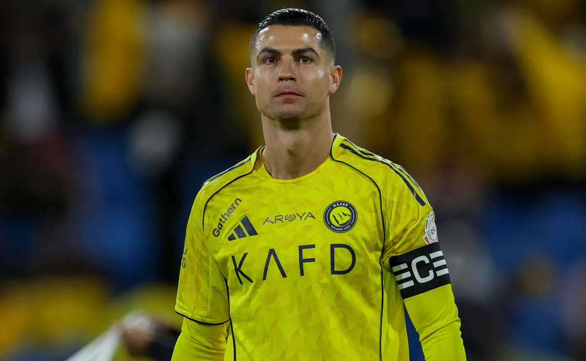 Vídeo: Discurso de Cristiano Ronaldo no vestiário antes da vitória do Al Nassr na Saudi Pro League.