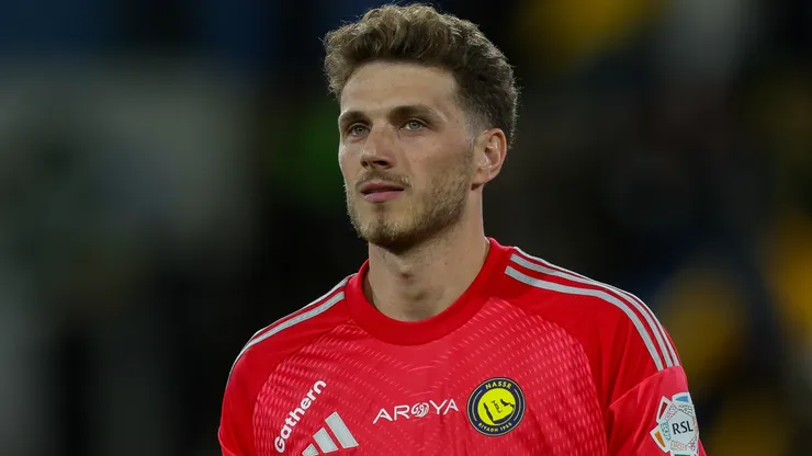 Bento faces backlash after his late‑minute mistake against Al Hilal.