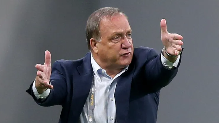 Dick Advocaat during a Iran match.