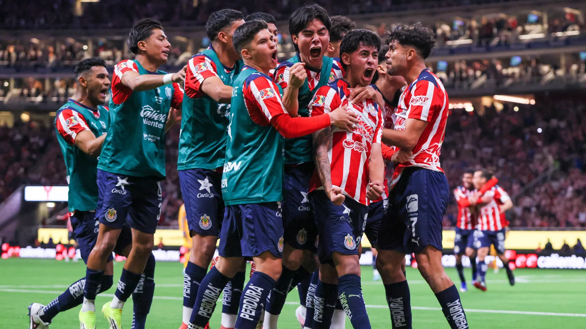 Santiago Sandoval of Chivas celebrates with teammates at the Torneo Clausura 2026 Liga MX (Source: Simon Barber/Getty Images)