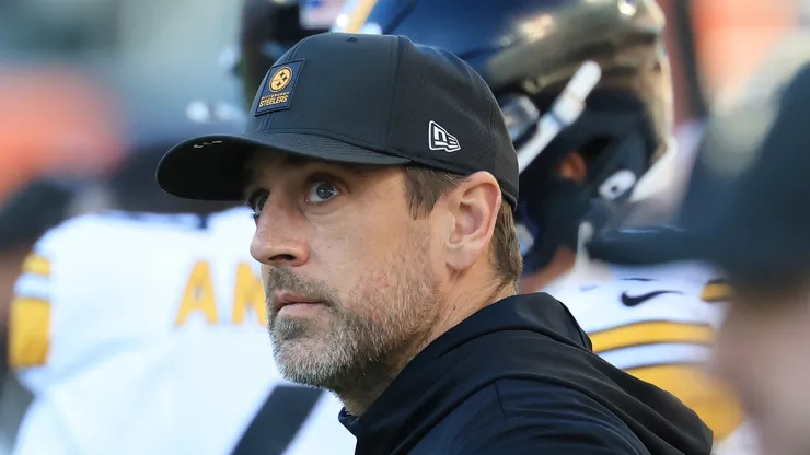 Aaron Rodgers former quarterback of the Steelers