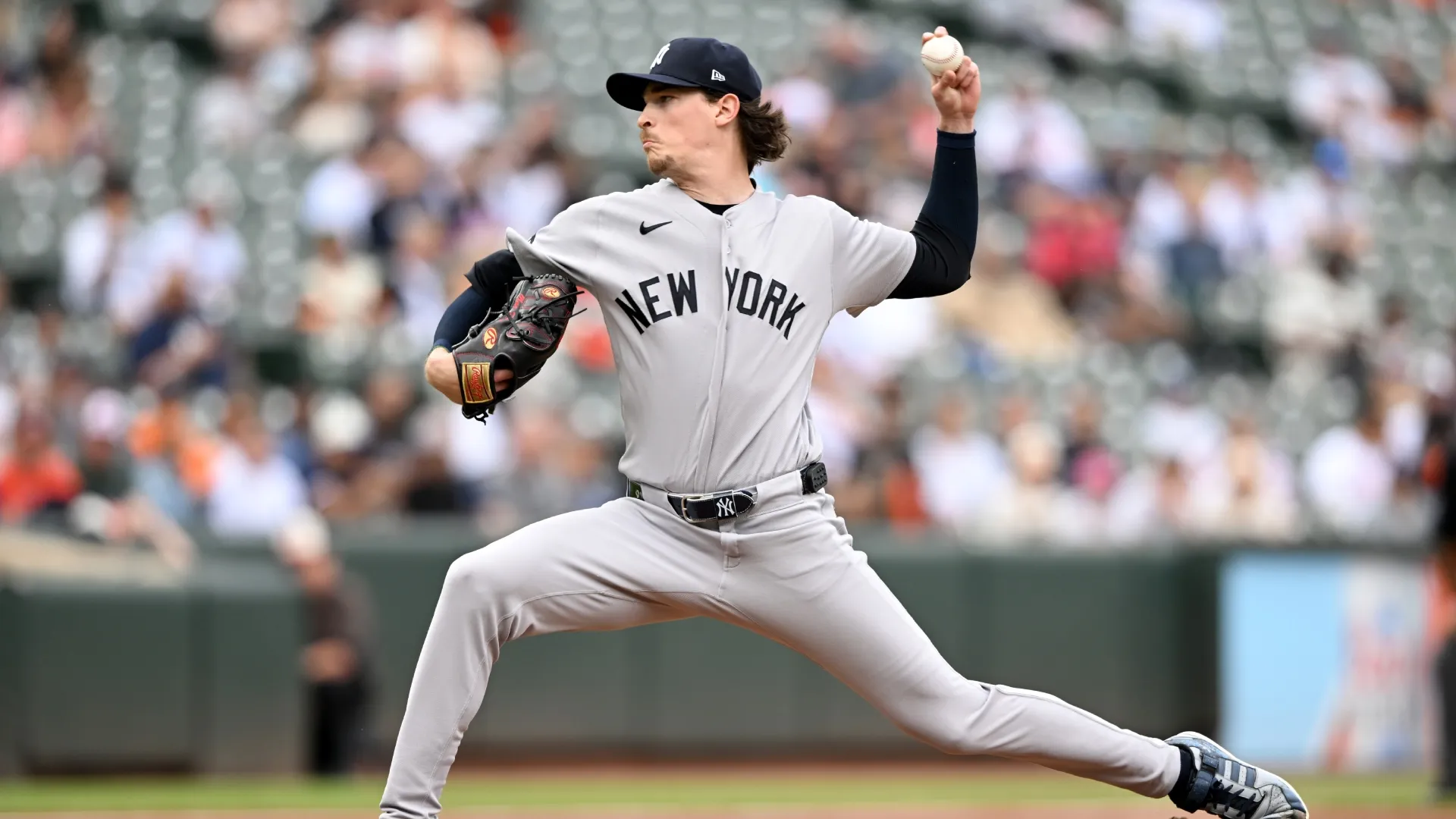 Max Fried pitching