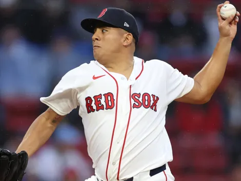 Suarez reacts after facing Phillies for first time since joining Red Sox