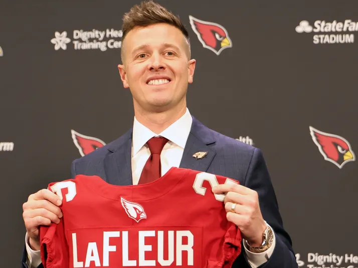 Mike LaFleur leaves plenty of doubts over Jacoby Brissett's QB1