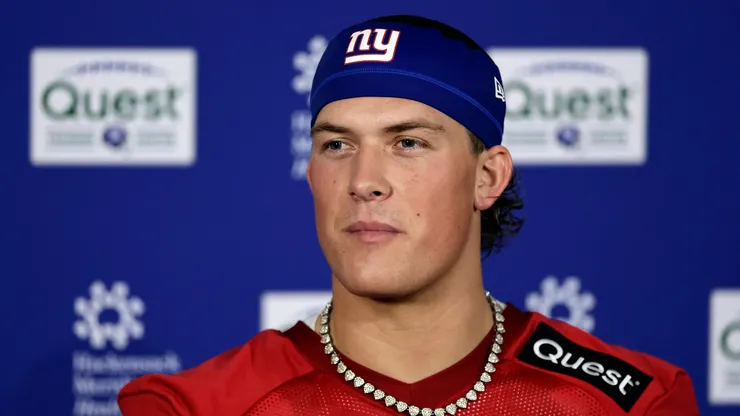 Jaxson Dart of the New York Giants after practice.