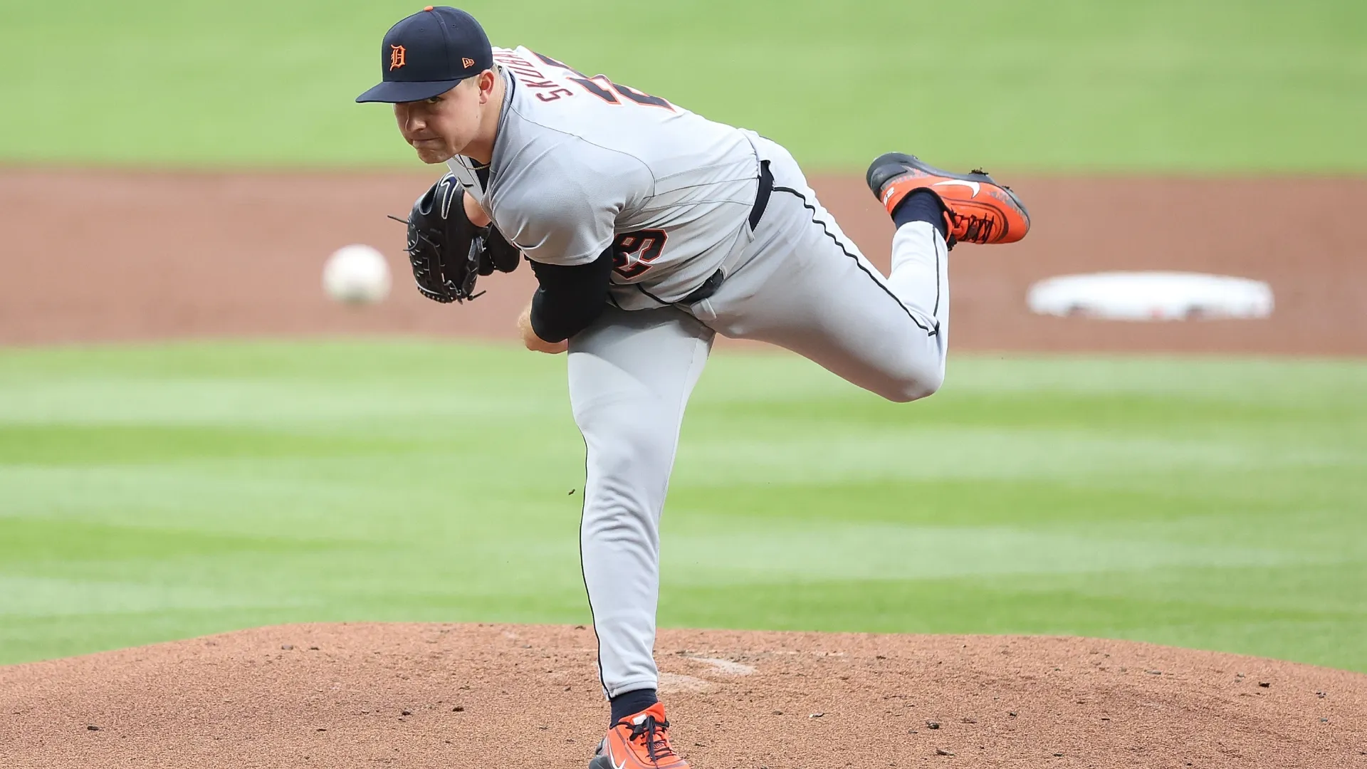 Tarik Skubal #29 of the Tigers pitches in the first inning against the Braves. Kevin C. Cox/Getty Images
