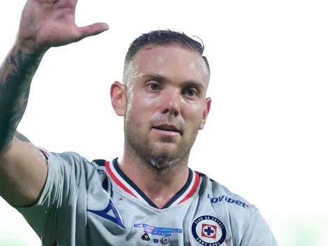 Cruz Azul defeat Pumas UNAM to win the Liga MX 2026 Clausura title with late Carlos Rotondi winner