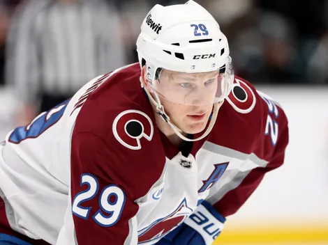 Is Nathan MacKinnon playing tonight for Avalanche vs Golden Knights?