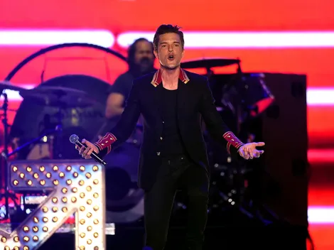 What song did The Killers perform first before PSG vs Arsenal?
