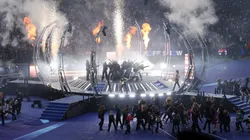 A general view as Singer-Songwriter Lenny Kravitz performs prior to the UEFA Champions League 2023/24 Final match