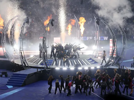 How many people worked on the UCL final opening ceremony?