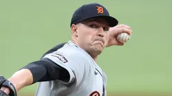 Tarik Skubal #29 of the Detroit Tigers pitches.