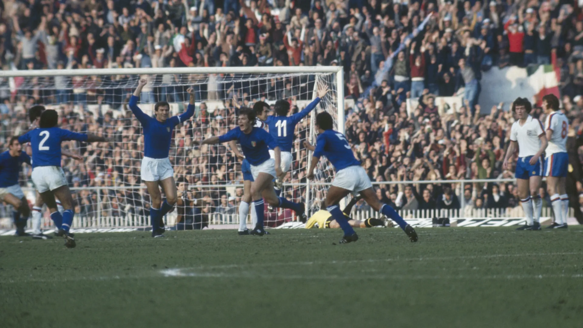 Giancarlo Antognoni of Italy scores the opening goal during the FIFA World Cup Finals 1978 Qualifying Match (Source: Don Morley/Getty Images)