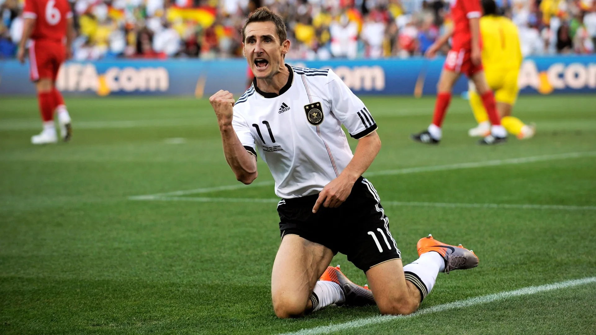 Miroslav Klose of Germany during the 2010 FIFA World Cup South Africa Round of Sixteen match (Source: Michael Regan/Getty Images)