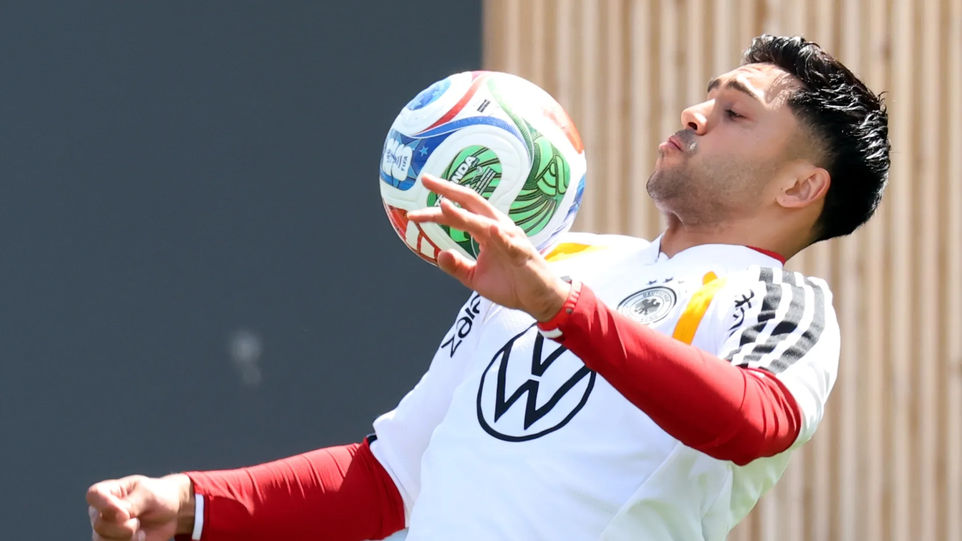 Nadiem Amiri of Germany plays the ball during a team Germany training session (Source: Alexander Hassenstein/Getty Images)