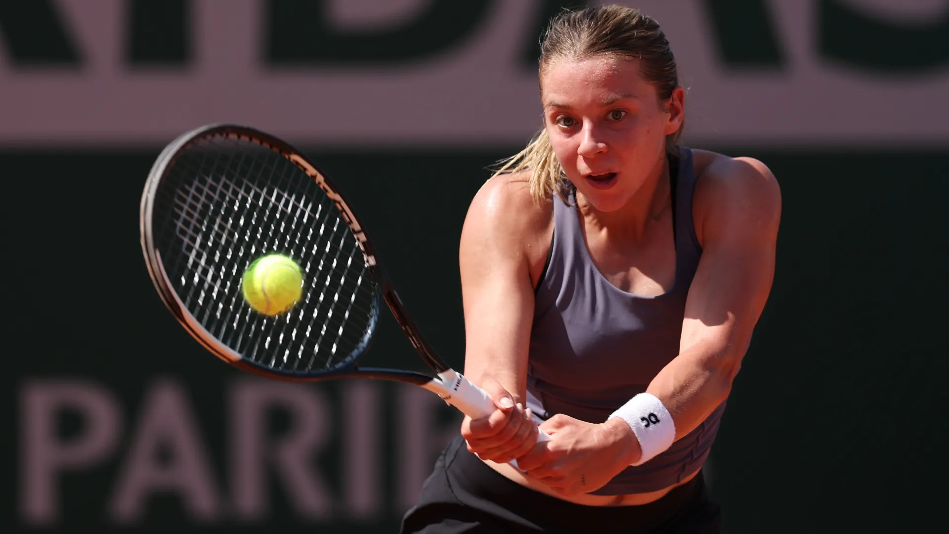 Maja Chwalinska of Poland on Day Two of the 2026 French Open (Source: Clive Brunskill/Getty Images)